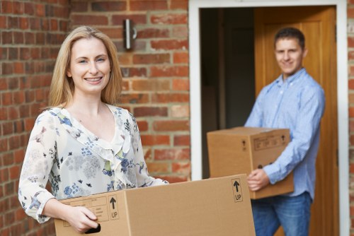 Careful loading and unloading support for a local Edenpark move