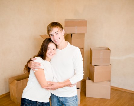 Removal team preparing a home move in Edenpark