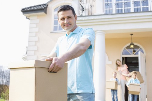 Packing and transport for an Edenpark workplace move